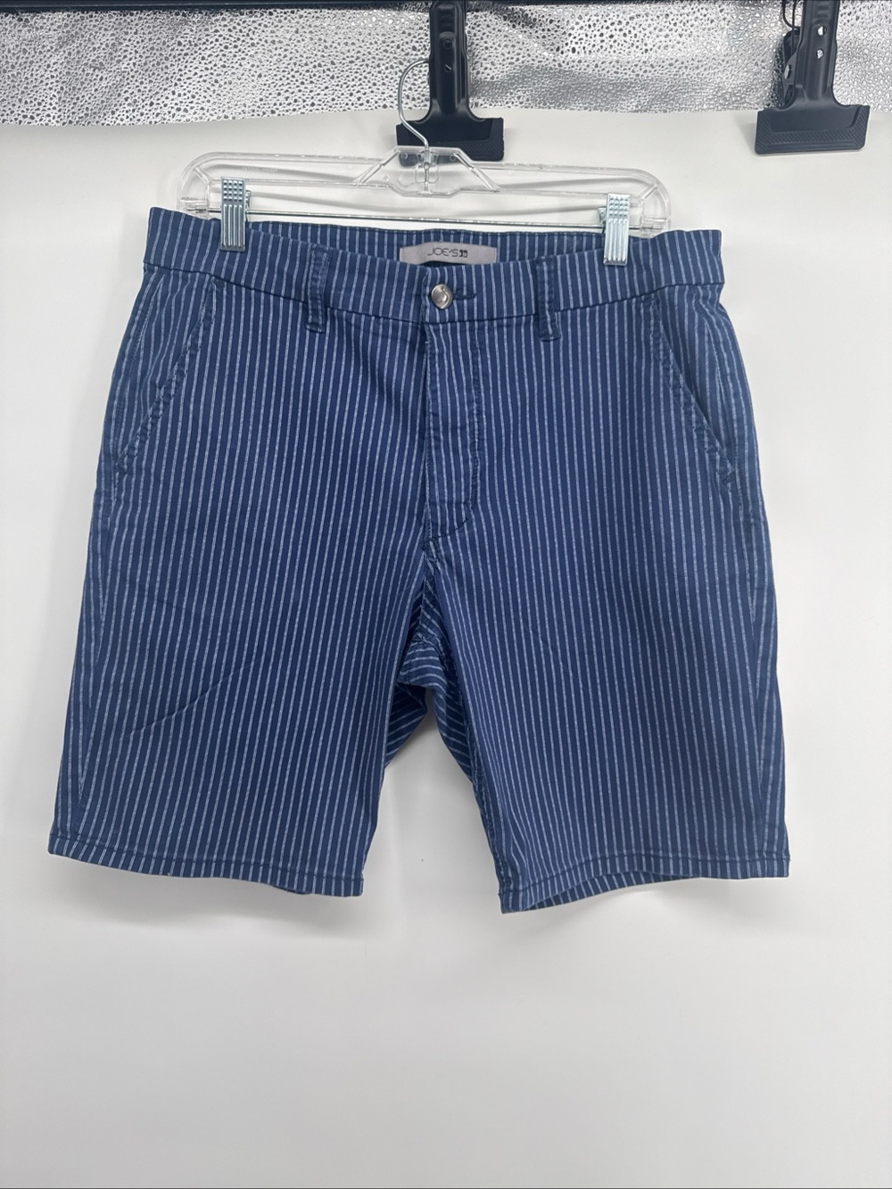 Men’s Joe’s  Blue With White Stripes Shorts Sz 33